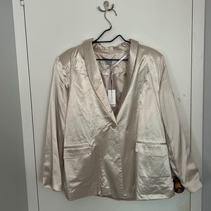 Oyster colored oversized blazer